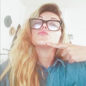 Meet your Posher, Nancy